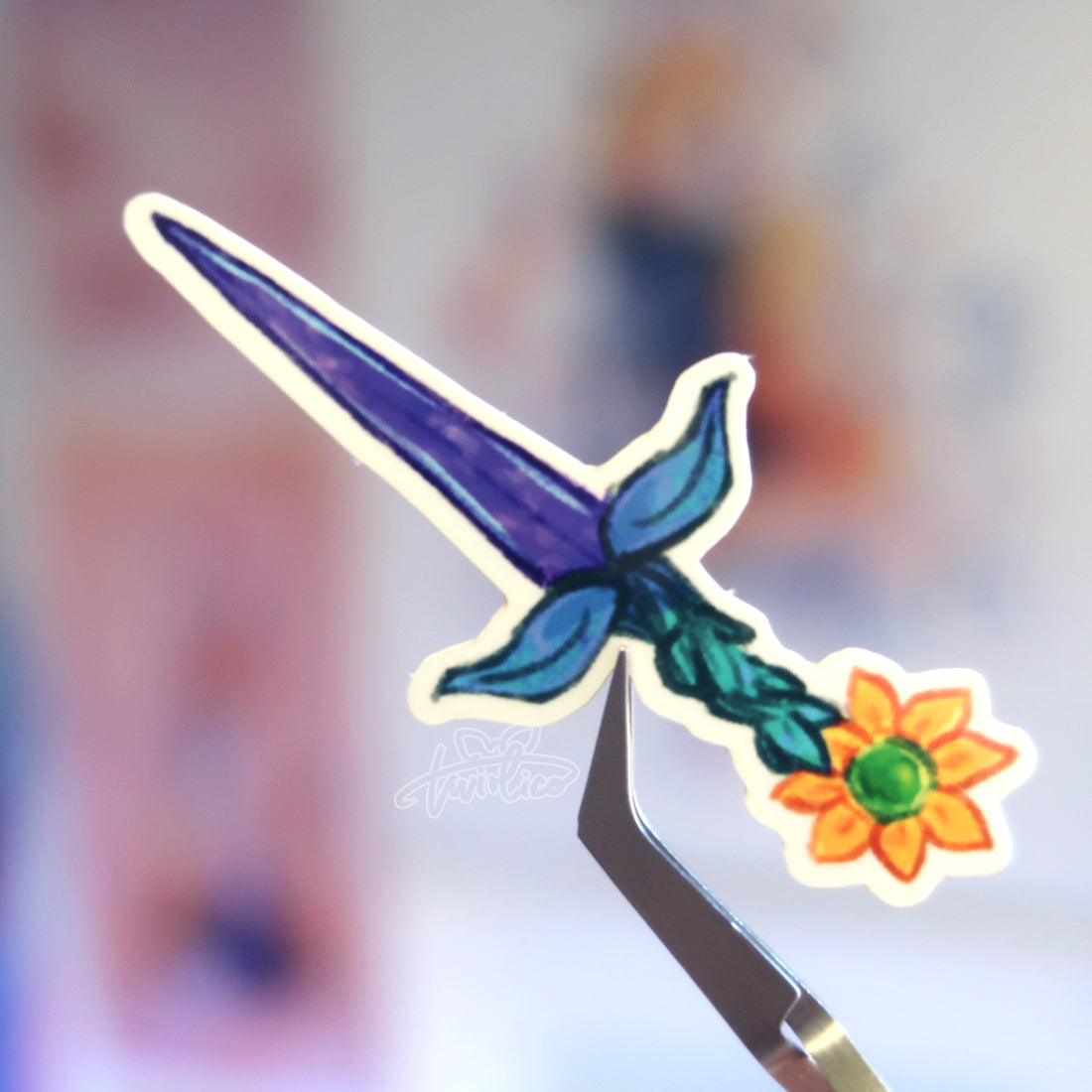 twirli & sunflower crystal dagger 🌻